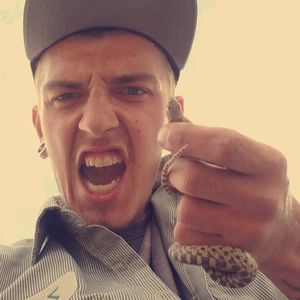 Meet your Posher, Zach